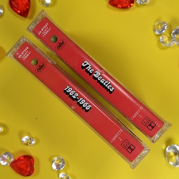 The Beatles/1962-1966 Apple cassette set Mint Condition Out Of Print - Picture 7 of 16